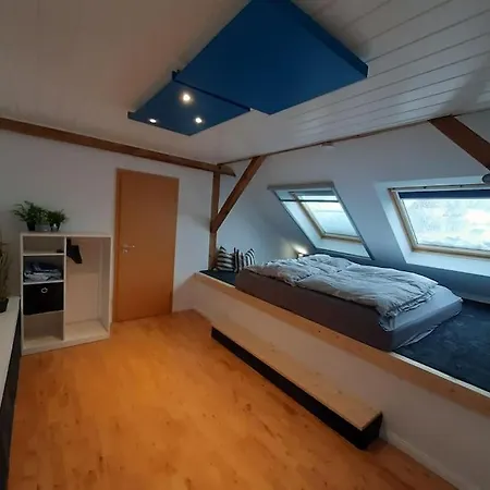 Gruene Linie Mit Balkon-parken-wallbox-tv-koni Apartmán *
